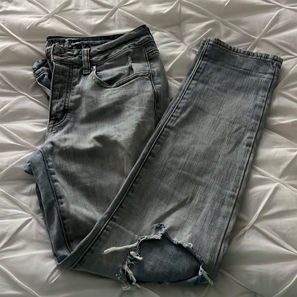 AMERICAN EAGLE BOY JEAN (US4)